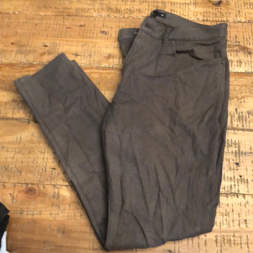 Skinny olive jeans